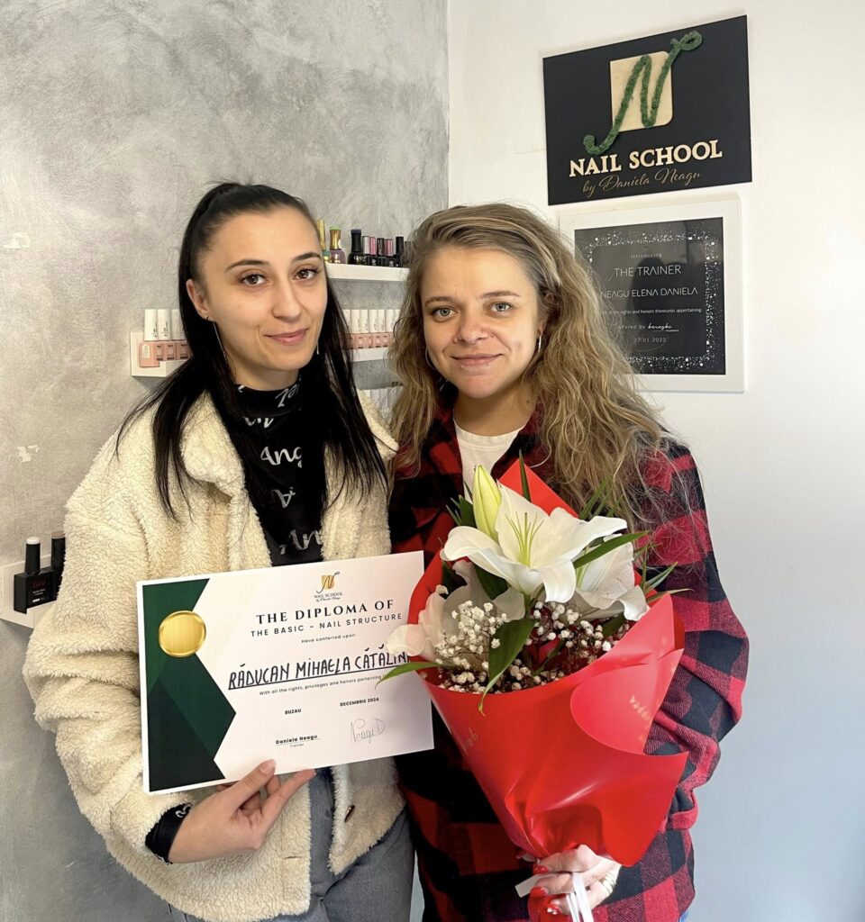 curs manichiura protezist